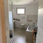 Jolie Maison Proche Centre Avec Jardin *