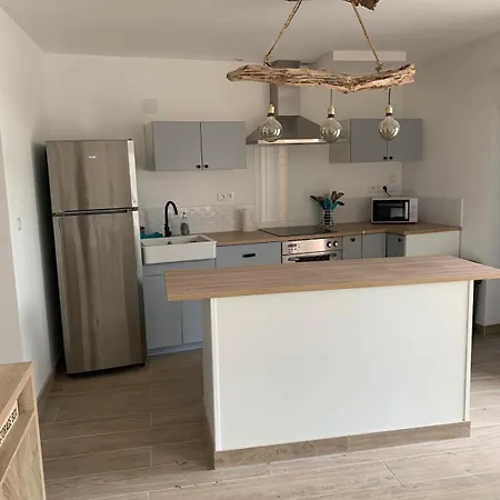 Jolie Maison Proche Centre Avec Jardin Appartamento *