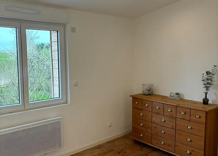 Jolie Maison Proche Centre Avec Jardin Appartamento Neuville-Saint-Remy